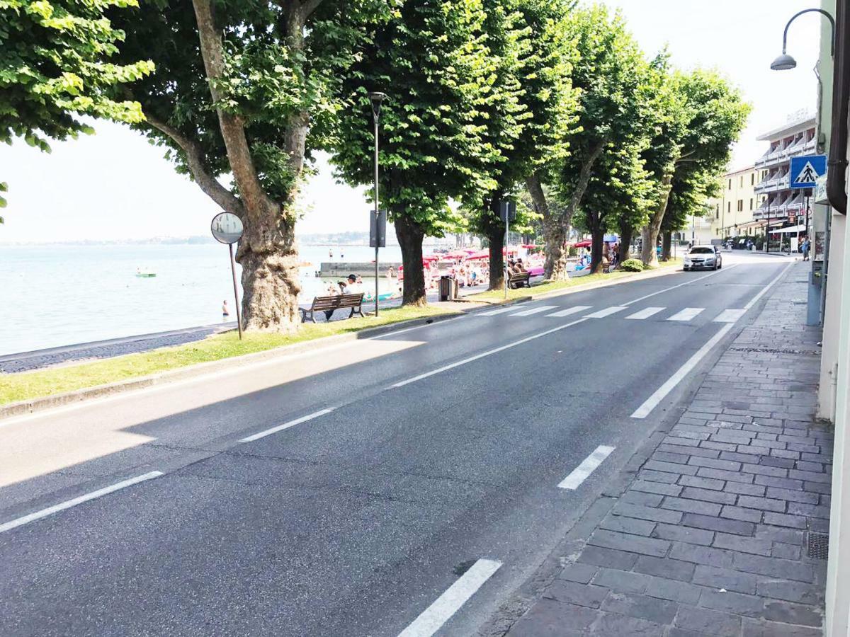 Maison Audrey Desenzano del Garda Luaran gambar